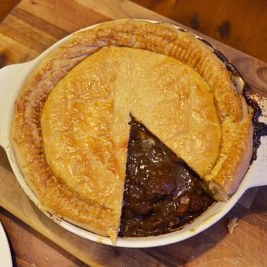 Beef and Oyster pie image